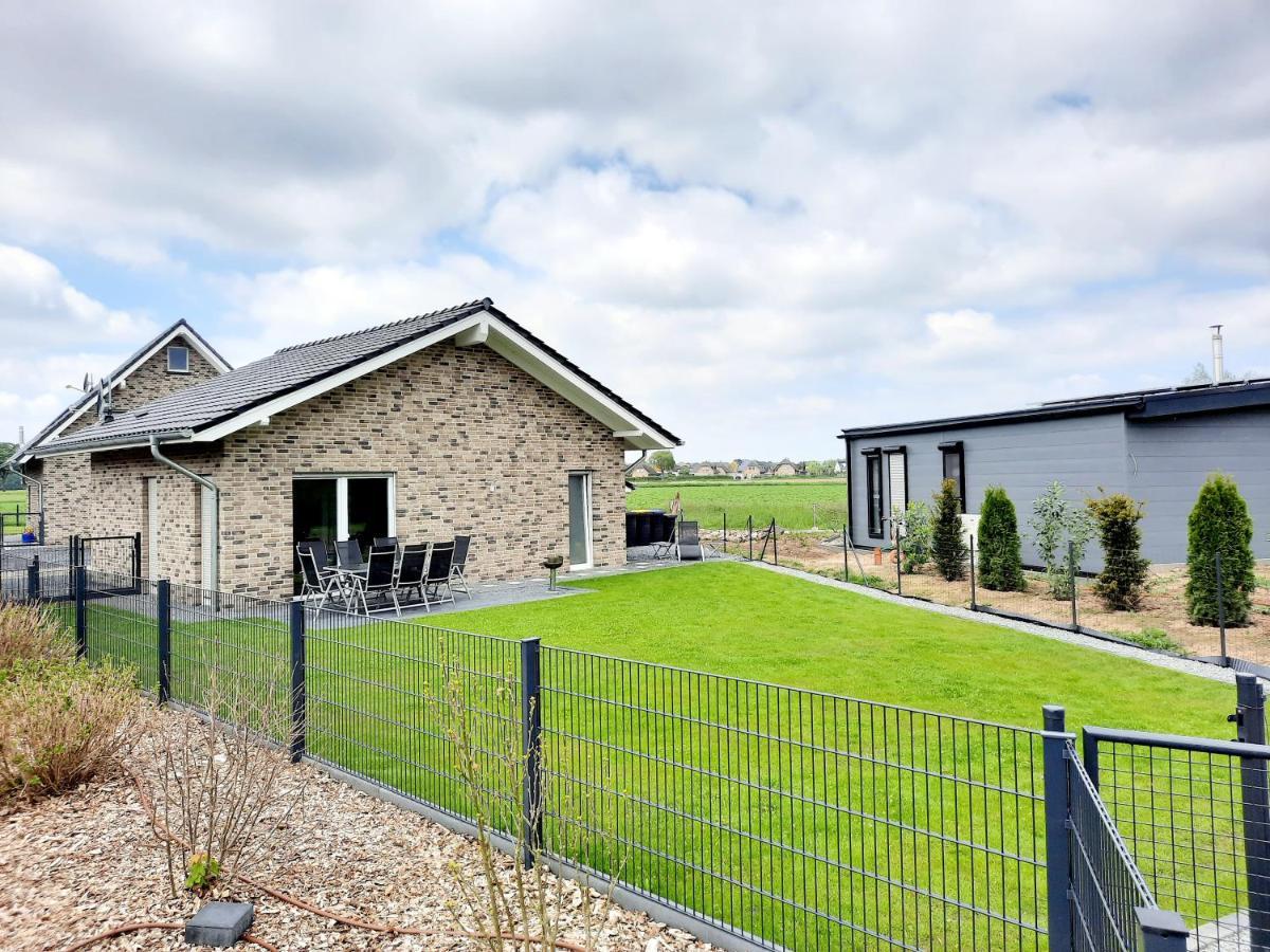 Ferienhaus Am See Goch Kessel Luaran gambar